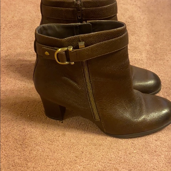 naturalizer ankle boots canada